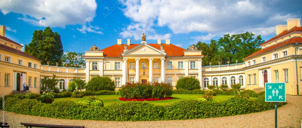 Obraz na płótnie Pałac w Śmiełowie - Muzeum Adama Mickiewicza w salonie