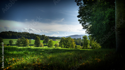 Campagnes fribourgeoise et activités agricoles près de Fribourg, Suisse