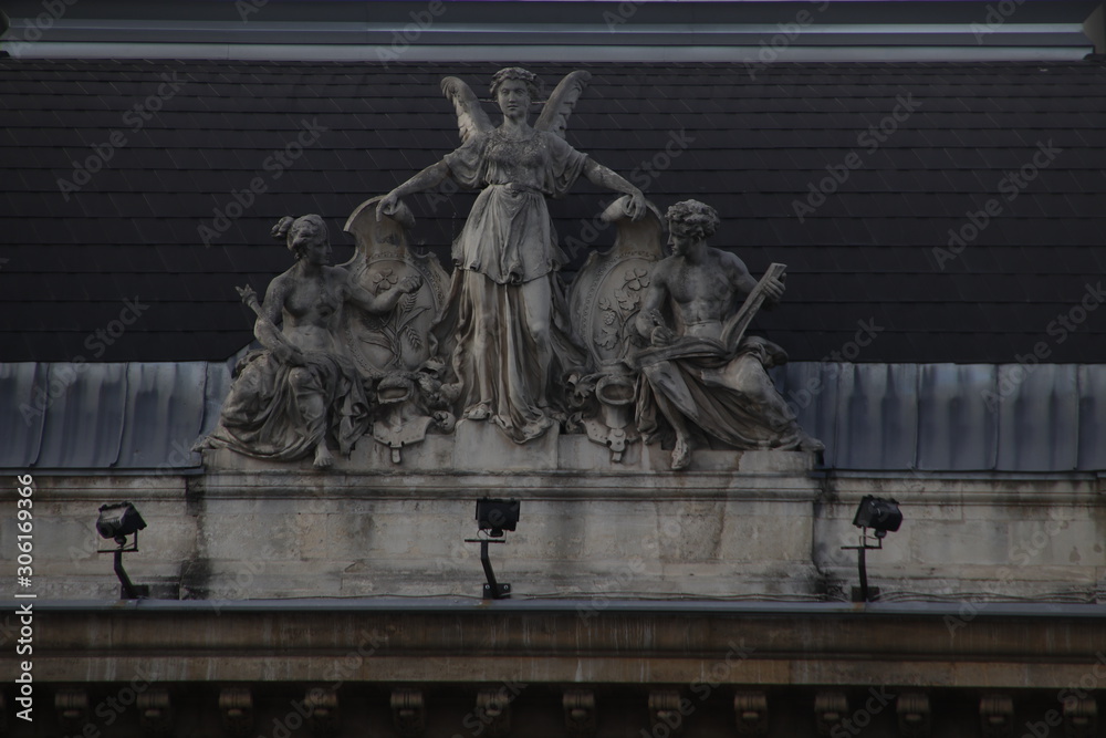 Sculptures in a building of Vienna Sculptures in a building of Vienna