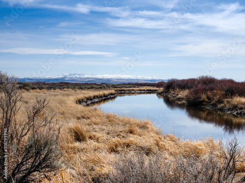 Scenic water views in the Oregon high desert