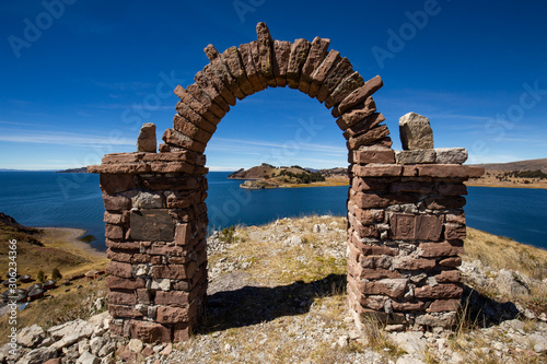 Obraz na płótnie View of the Ticonata island, Lake Titicaca, Peru. w salonie