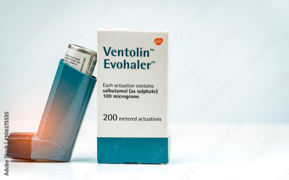 CHONBURI, THAILAND-JULY 29, 2018 : Ventolin Evohaler. Salbutamol sulphate asthma  inhaler isolated on white background. Bronchodilator medicine. Product of  GlaxoSmithKline. Made by Glaxo Wellcome. Stock-Foto | Adobe Stock