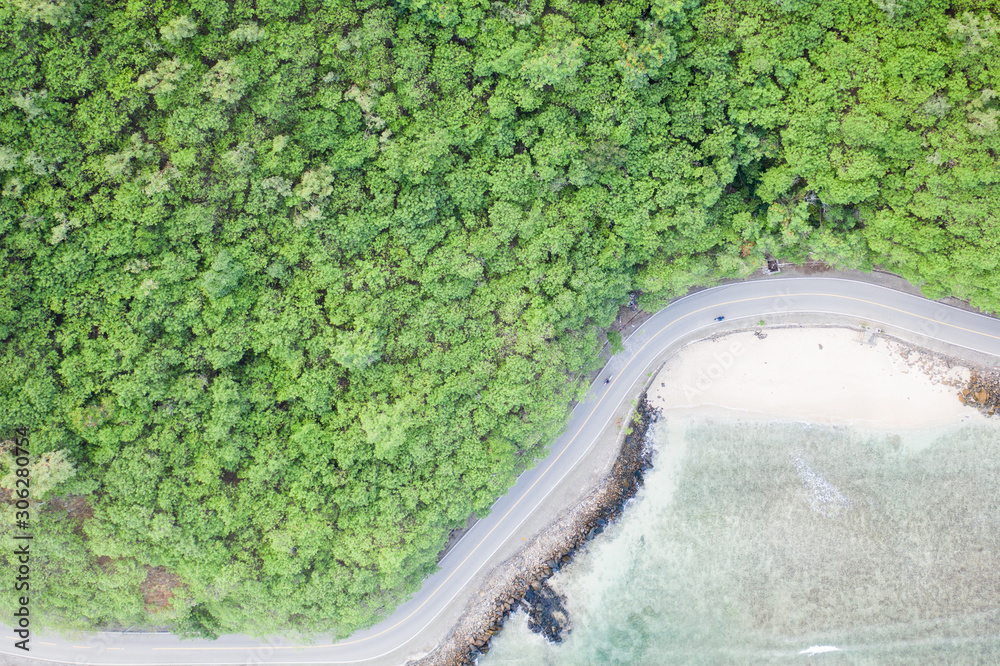 Winding road between Green Mountain & Coastline - Timor Leste