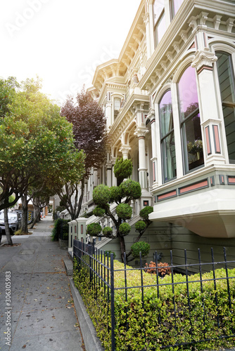 Canvas Print Victorian style houses of San Francisco, August 2019