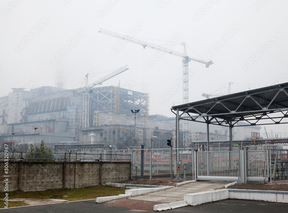 Construction of New Safe Confinement at Chernobyl