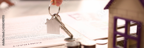 Konstfotografi Home Real Estate Property Handover Sale Concept