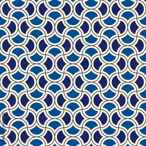 Ogee drop ornament. Maroccan scales mosaic tiles. Scallop motif. Oriental traditional pattern. Arabesque wallpaper