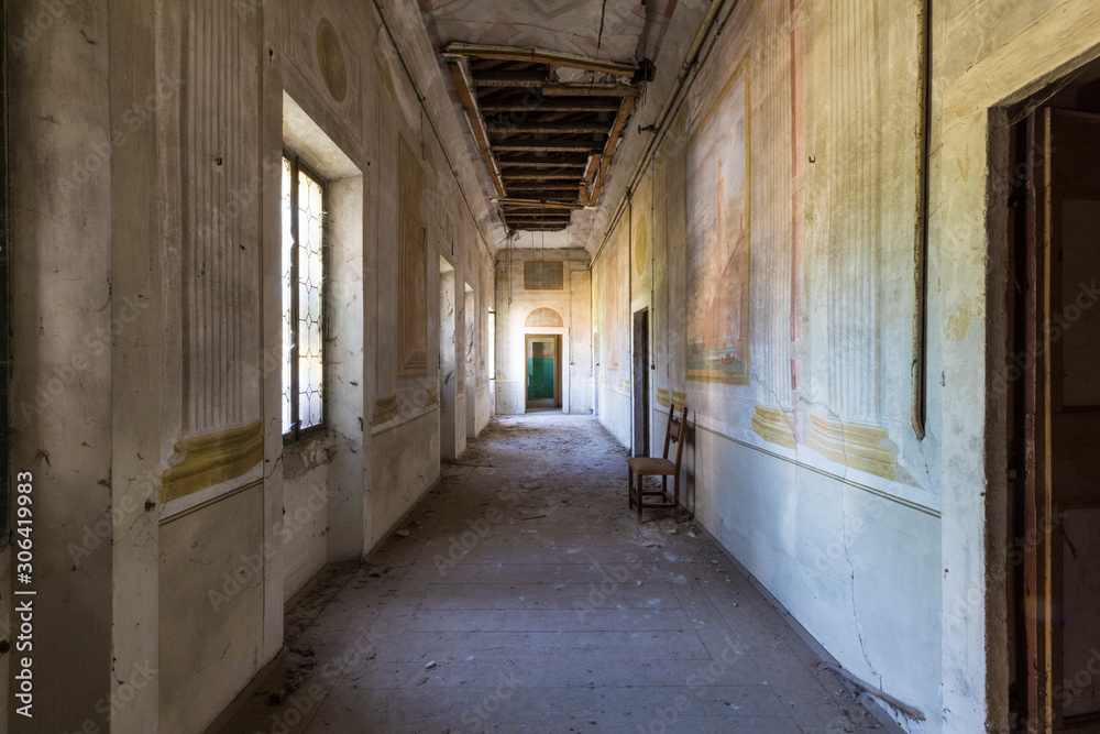 Urban exploration in an abandoned villa somewhere in Italy