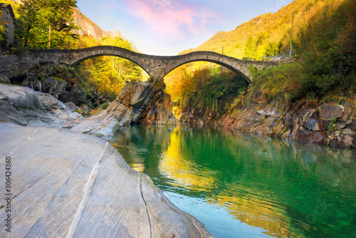 Schilderij op canvas Verzaska Roman bridge