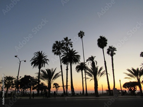Gorgeous sunsets in Santa Monica, California © Aydin