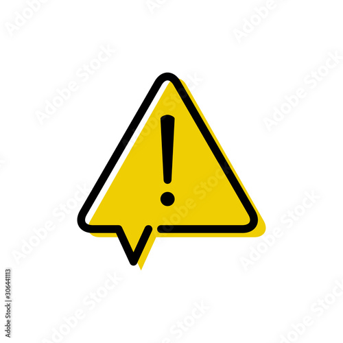Señal de advertencia de peligro. Icono plano lineal señal triángulo amarillo como globo de habla con aviso de peligro photo