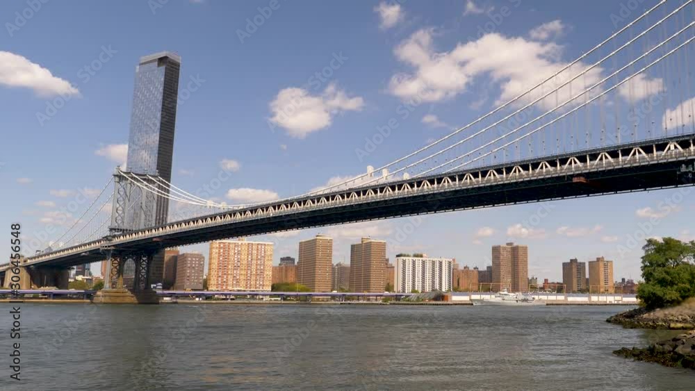Wide Angle Shot of Brooklyn Park & Manhattan Bridge zooms into Far Tower Wide Angle Shot of Brooklyn Park & Manhattan Bridge zooms into Far Tower