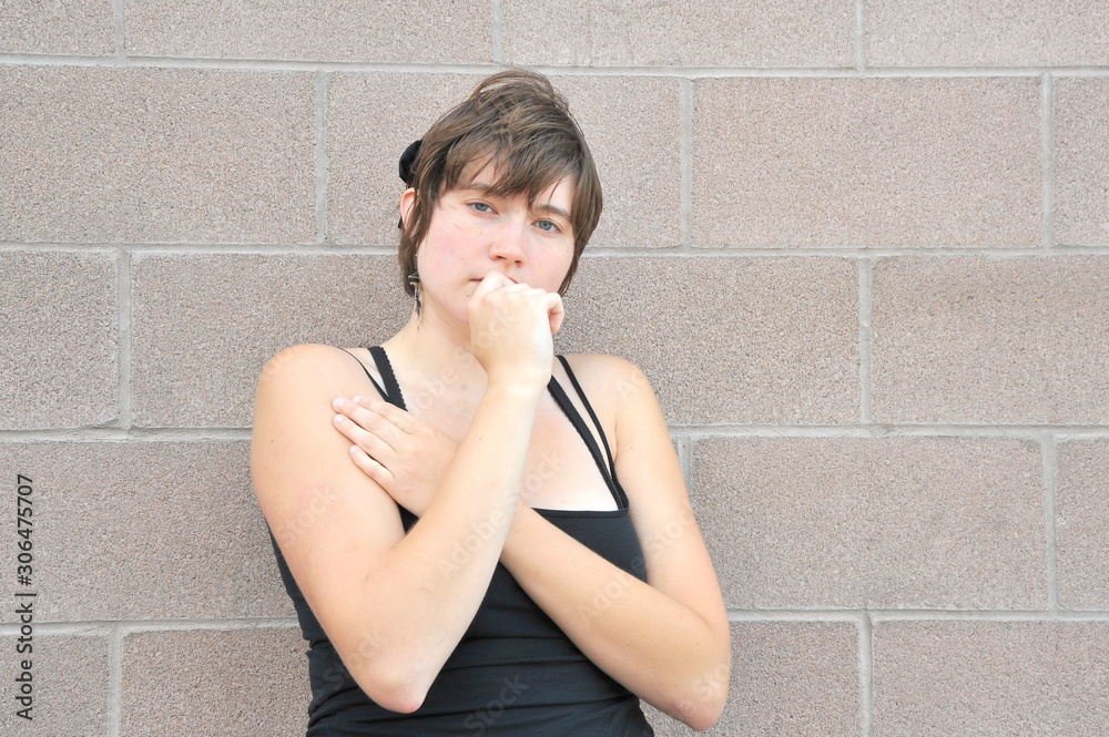 Naklejka premium Plus size female beauty expressions outside.