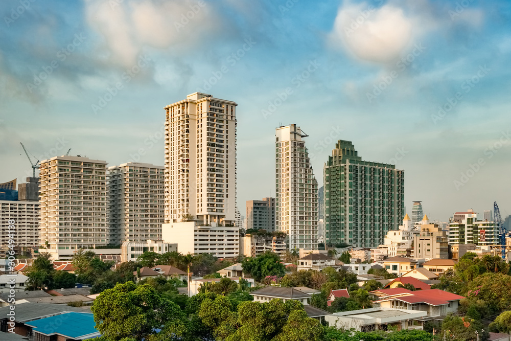 Fototapeta premium Modern residential houses in green area of Bangkok