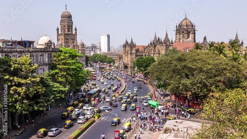 Busy traffic in front of Chhatrapati Shivaji Maharaj Terminus time lapse