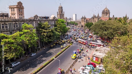 Busy traffic in front of Chhatrapati Shivaji Maharaj Terminus time lapse