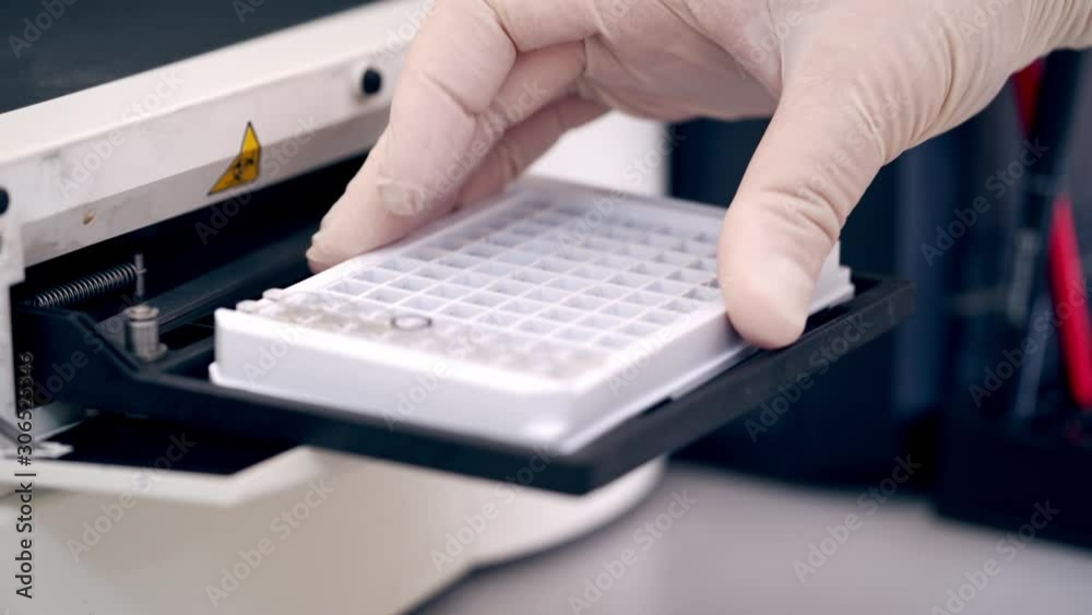 Automated machine in the laboratory. Modern apparatus in pharmacology. Special device for diagnostic research of samples. Automated machine in the laboratory. Modern apparatus in pharmacology. Special device for diagnostic research of samples.