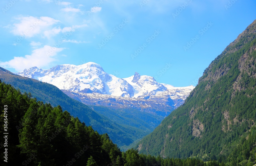Fototapeta premium Hochgebirge im Wallis