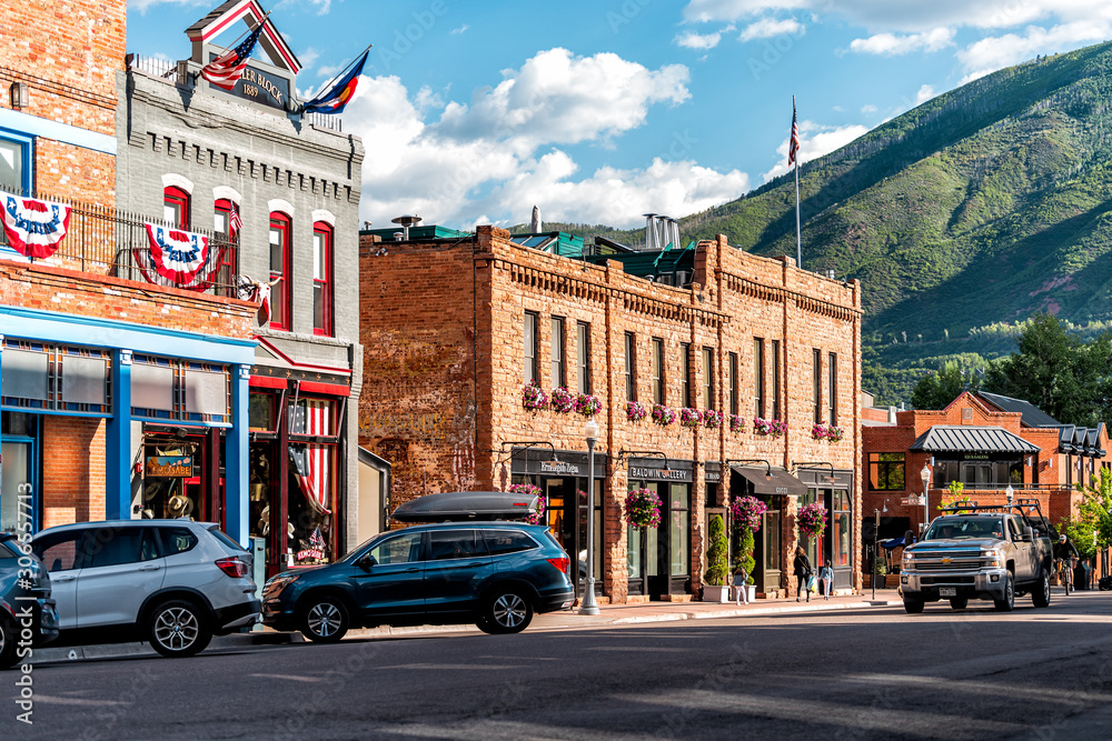 Tot ziens Behoort Appal Aspen, USA - June 27, 2019: Town in Colorado with vintage brick  architecture on street sunny day Stock Photo | Adobe Stock