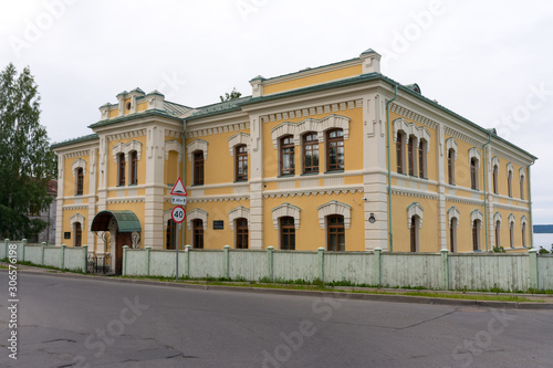 Petrozavodsk. The building of the Zemstvo hospital on the waterfront of lake Onega © KVN1777