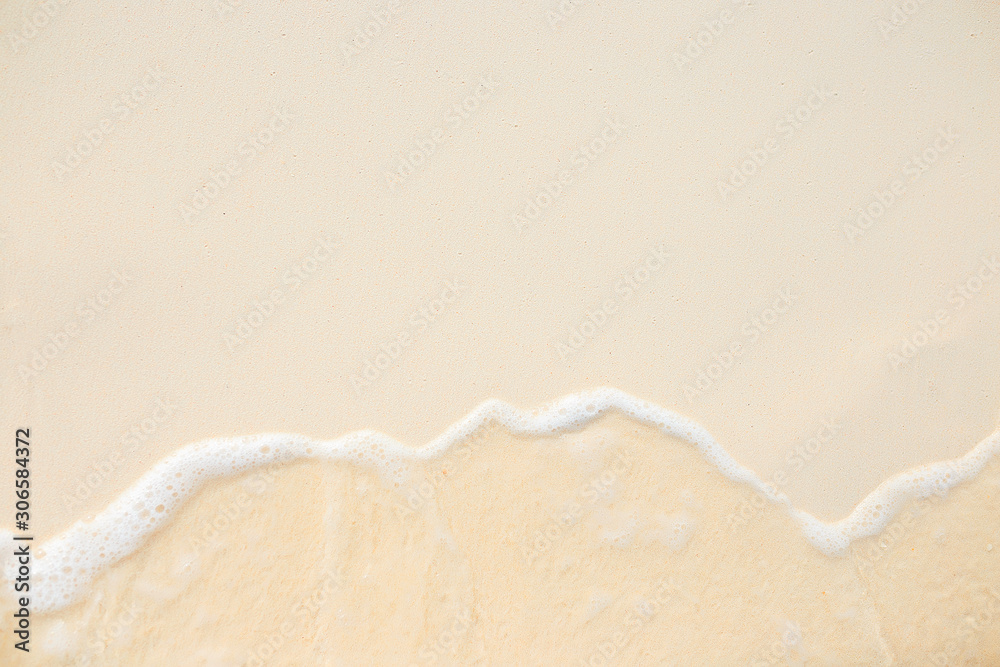 Obraz premium Wave on the sand beach on Phuket, Thailand, Beautiful destination place Asia