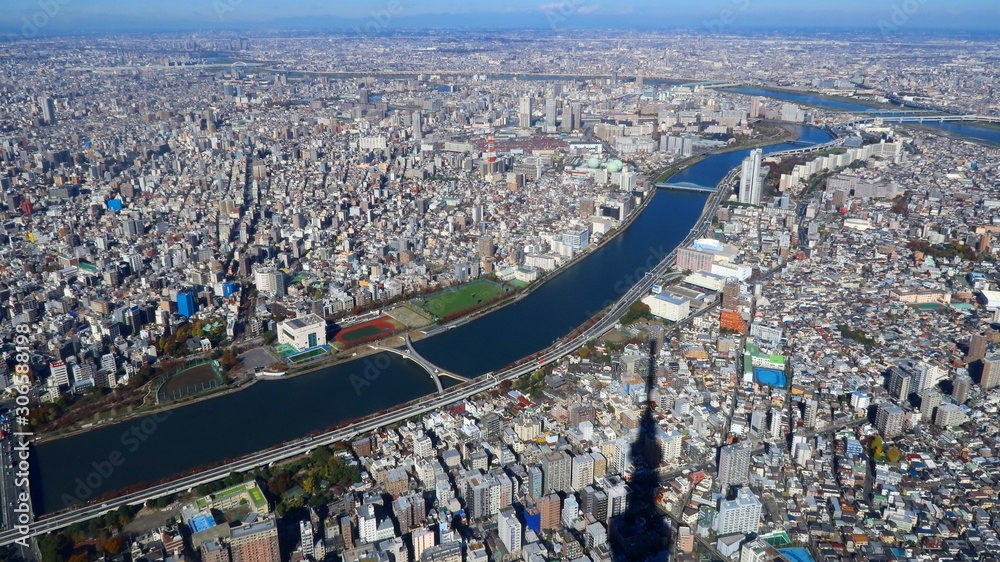 眼下に映ったスカイツリーの影１ Stock 写真 Adobe Stock