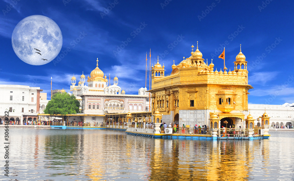 Beautiful view of golden temple in Amritsar, India