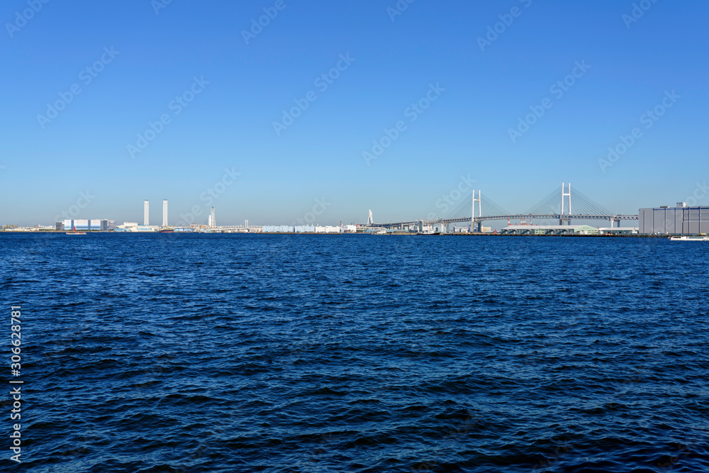 横浜ベイブリッジが見える風景