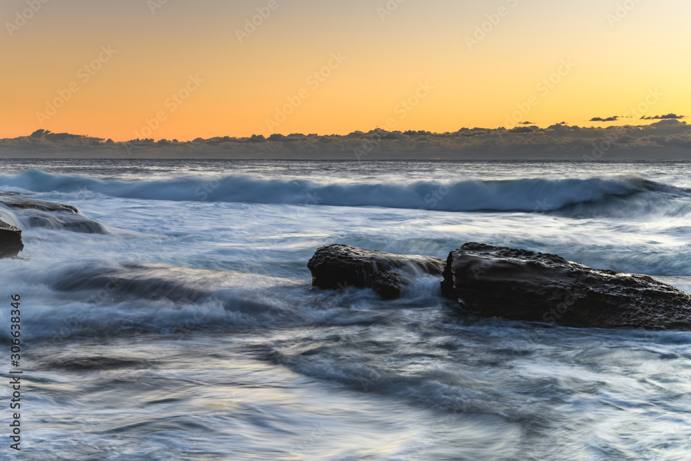 Fototapeta premium Sunrise Seascape with Low Cloud Bank from Rocky Inlet