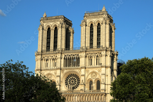 Paris - Notre-Dame © Studio Laure