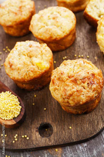 Unsweetened millet muffins