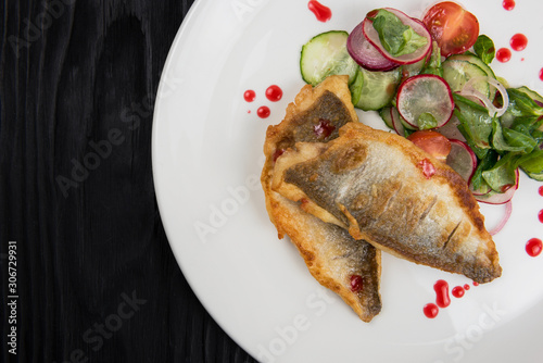 Fillet of zander with veget...