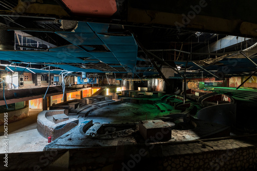 An abandoned discotheque somewhere in Italy © Maurizio Sartoretto