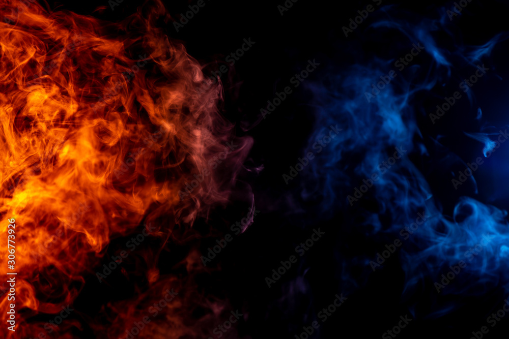 Fototapeta premium Yellow and Blue Smoke Wisps