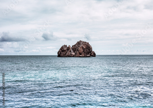 Ein kleiner Insel in Gursuf, Krim, am Tschechowhaus. 2015, Andrej Krementschouk  / Agentur Focus photo