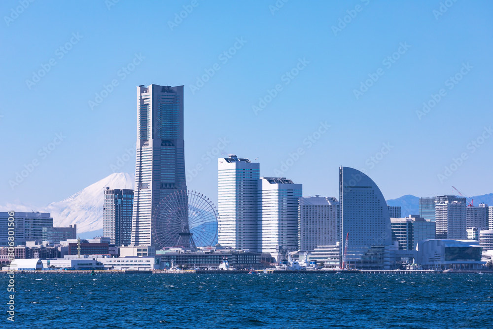 Fototapeta premium (神奈川県ー都市風景)富士山と横浜湾岸エリア1