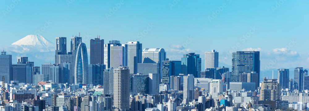 (東京都-風景パノラマ)青空の下の富士山と新宿ビル群２