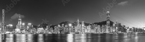 Fototapeta Naklejka Na Ścianę i Meble -  Panorama of Victoria harbor of Hong Kong city at dusk