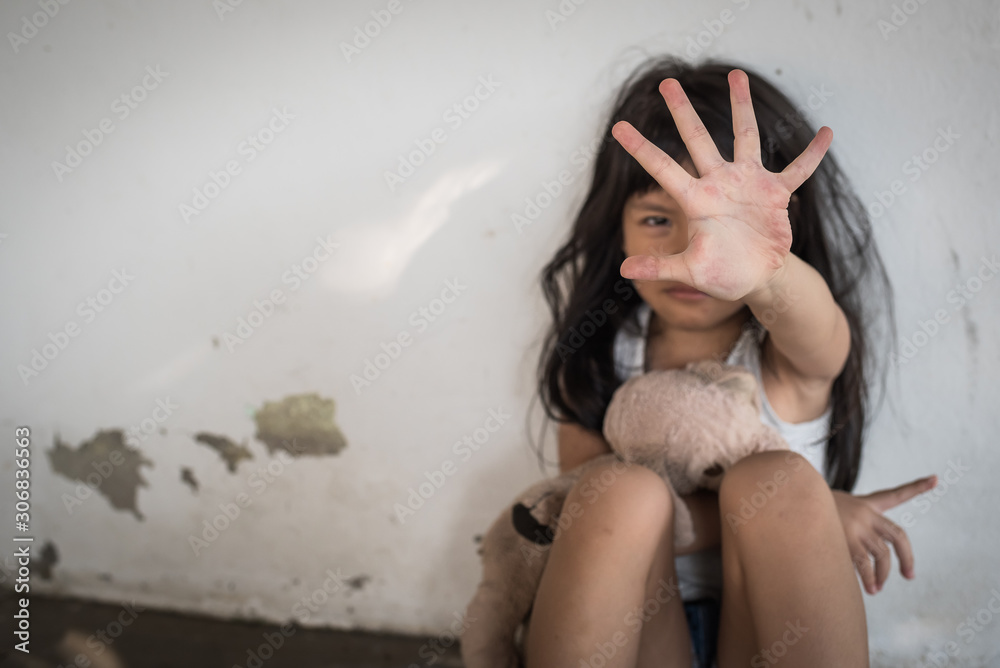 Stop abusing violence. violence, terrified , A fearful child