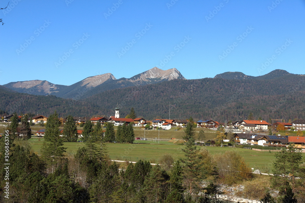 Panorama v. Krün mit Estergebirge
