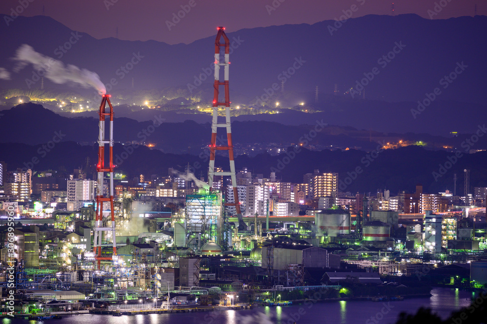 北九州工業地帯の夜景（福岡県）