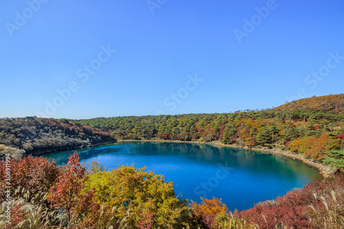 秋のえびの高原 不動池 宮崎県えびの市 Ebino plateau hudou pond autumn Miyazaki Ebino city