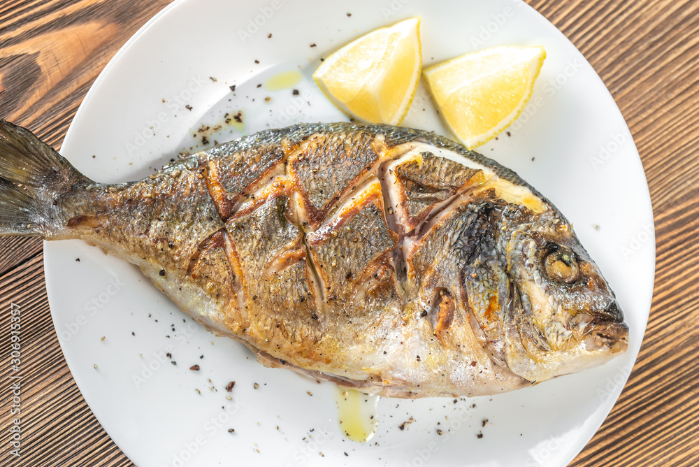 Fried sea bream with fresh thyme Fried sea bream with fresh thyme