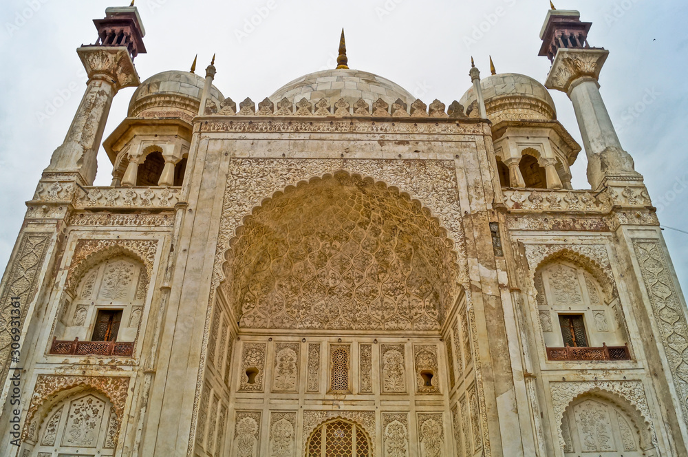 Foto de Aurangabad, India July 18 2016 The Bibi Ka Maqbara at