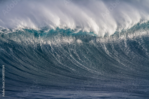 Jaws, Maui Hawaii © Julian Schlosser