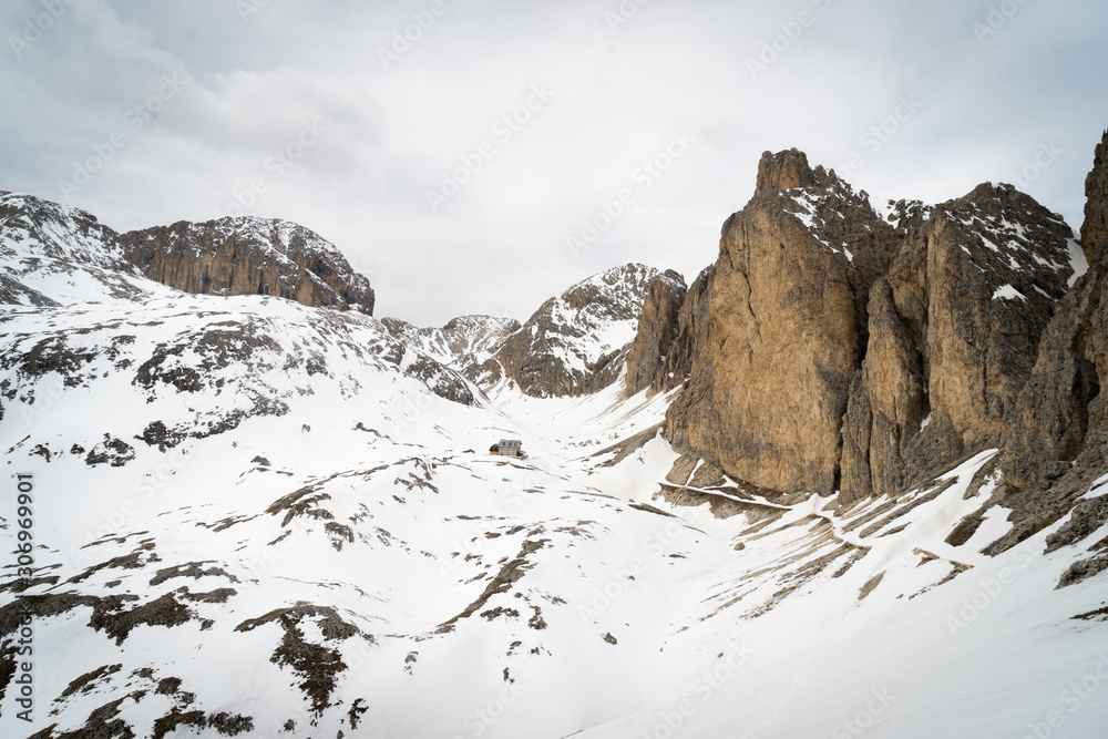 Naklejka premium rifugio in dolomiti