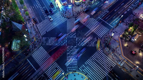 4K, Time lapse People passing the street crossing in Ginza district, Tokyo. Crosswalk. Intersection at Night in Tokyo Japan