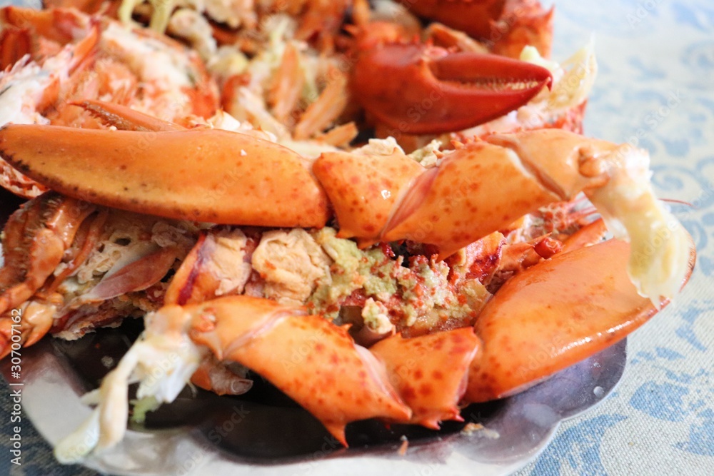Plateau de homard - Crustacé semi décortiqué Plateau de homard - Crustacé semi décortiqué