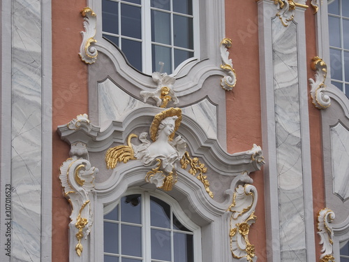 Das Kurfürstliche Palais in der Stadt Trier war vom 17. Jahrhundert bis 1794 Residenz der Trierer Kurfürsten, das heißt der Trierer Erzbischöfe.  photo