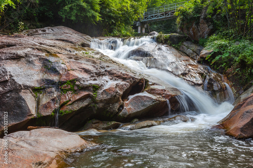 Cuadro en lienzo Kao Chon Waterfall (Kao Joan Waterfall) is a famous waterfall of Suan Phueng District, Ratchaburi Province, Thailand
